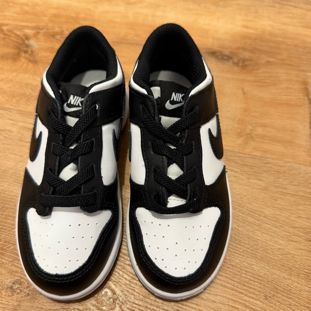Nike Kids Black and White Sneakers
